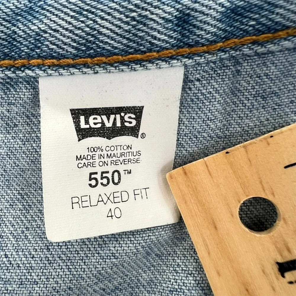 VTG Levi's 550 Relaxed Fit‎ Blue Denim Jean Shorts Men's 40 (Fits 38x10) 90s USA